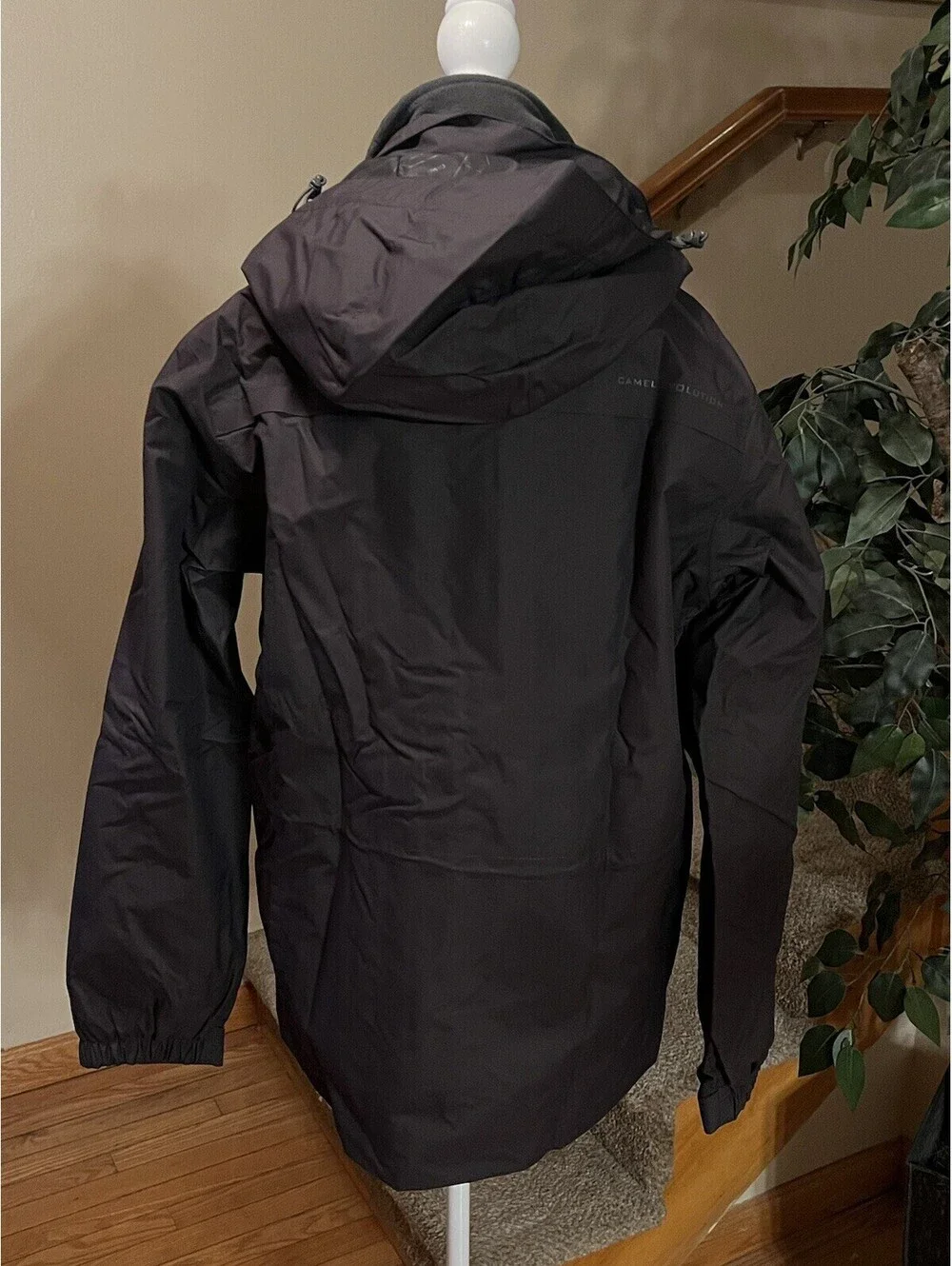 CAMEL CROWN Men’s Mountain Snow Waterproof Ski Jacket Detachable Hood Size S